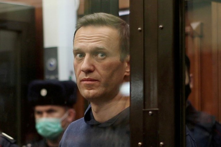 Lee más sobre el artículo Estados Unidos advirtió a Rusia: “Habrá consecuencias si muere el líder opositor Alexei Navalny”