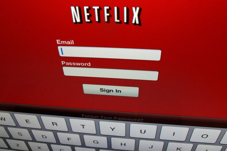 Lee más sobre el artículo Los planes de Netflix para limitar el uso compartido de contraseñas