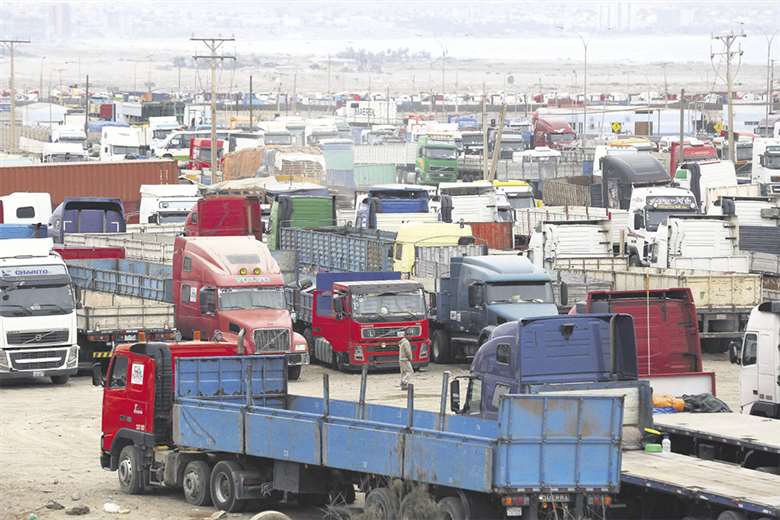 Lee más sobre el artículo Refuerzan controles en frontera y se limita el comercio internacional