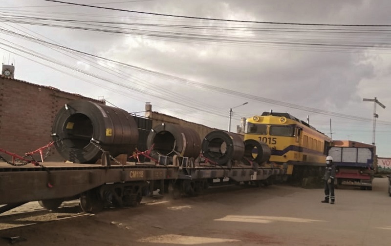 Lee más sobre el artículo Ferrocarril con carga que viene desde Arica ya está en Viacha