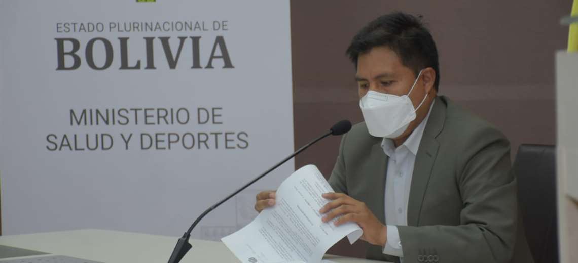 Lee más sobre el artículo Ministro de Salud nombró a una empresa privada como representante de Bolivia para comprar vacunas