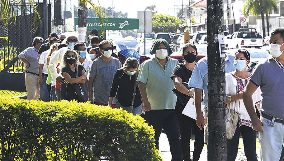 Lee más sobre el artículo Fin de semana: estos son los 14 centros que estarán vacunando