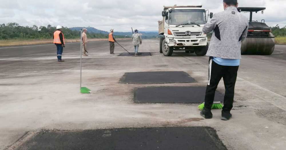 Lee más sobre el artículo Montaño afirma que hay más del 90% de avance en supervisión para reapertura del aeropuerto de Chimoré