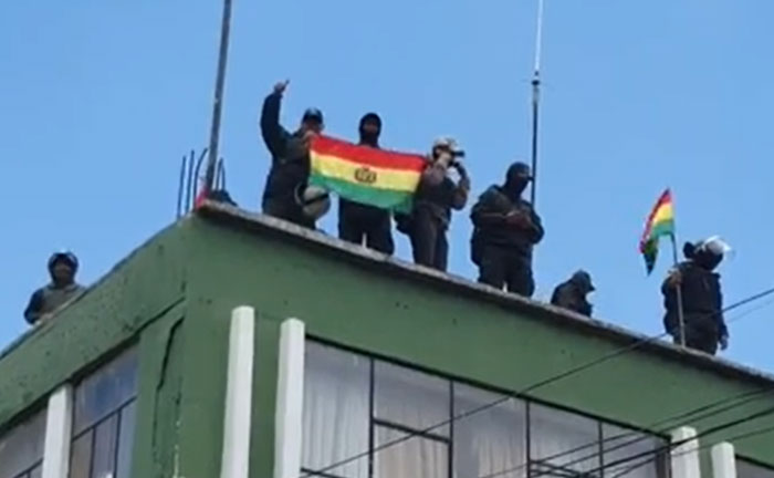 Lee más sobre el artículo Policía recaba listas de efectivos en servicio durante el motín y hechos de noviembre de 2019