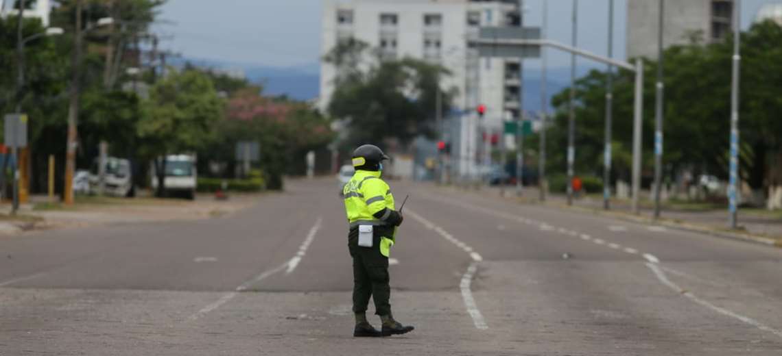 Lee más sobre el artículo El Comité pro Santa Cruz critica la nueva disposición del Ministerio de Gobierno y pide que se priorice la vida de la población