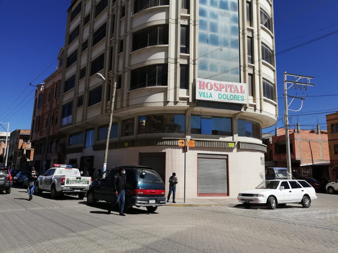 Lee más sobre el artículo Intervienen centro médico en El Alto que retuvo cadáver de una persona por una deuda de Bs 300.000