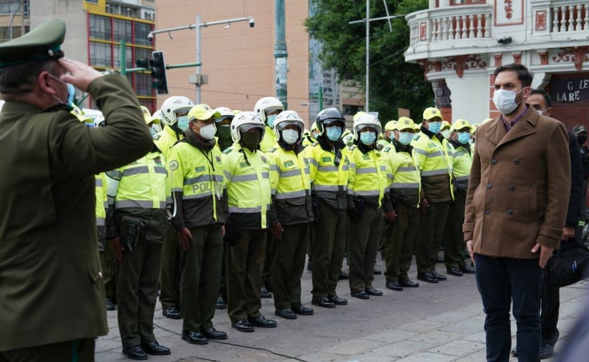 Lee más sobre el artículo Policía desplegará 10.000 efectivos en Año Nuevo, pero no aplicará multas ni arrestos