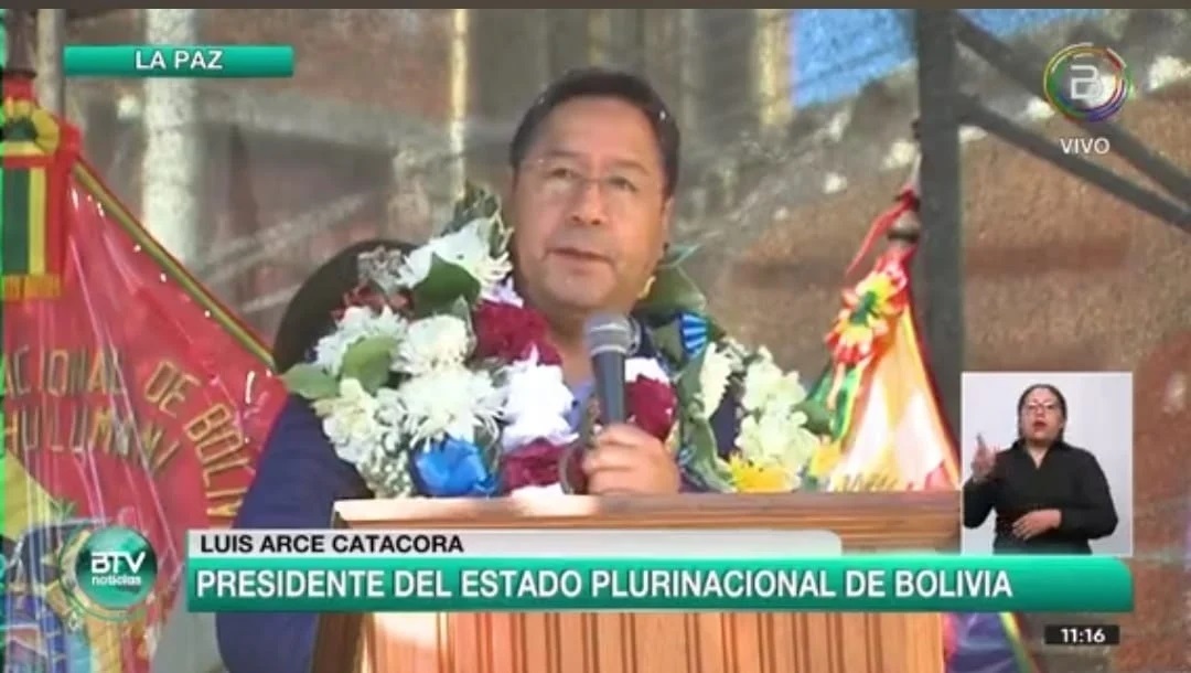 Lee más sobre el artículo Arce en Chulumani: «Si los Yungas se han pintado de azul, azul van a venir las obras»