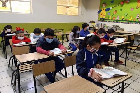 Lee más sobre el artículo Sedes autoriza el retorno a clases semipresenciales en La Paz y El Alto