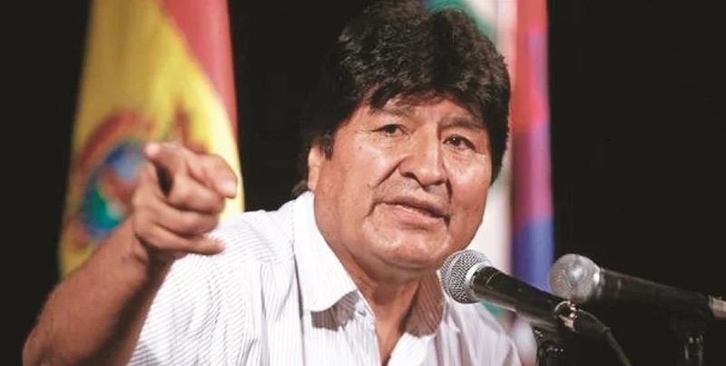 Lee más sobre el artículo Evo anuncia marcha desde Oruro hasta La Paz: “Unidos somos invencibles y movilizados somos inalcanzables”