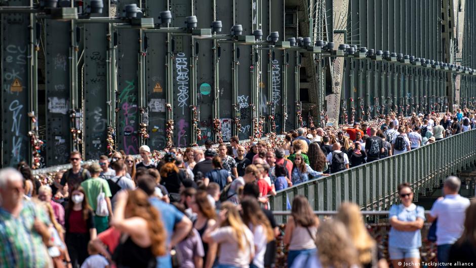 Lee más sobre el artículo Cuarta ola de la pandemia de coronavirus ya comenzó en Alemania