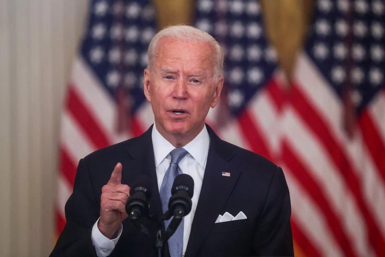 Lee más sobre el artículo Joe Biden afirmó que no puede garantizar el “resultado final” de la operación de evacuación en Afganistán