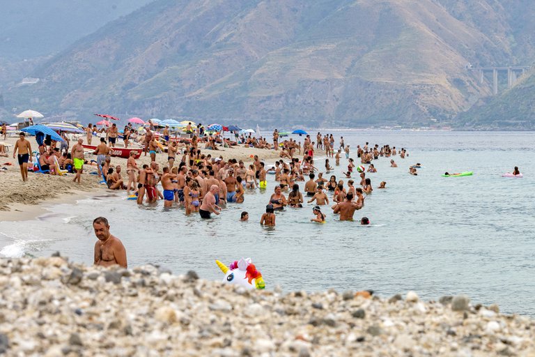 Lee más sobre el artículo Italia registró la temperatura más alta jamás medida en Europa: 48,8 °C