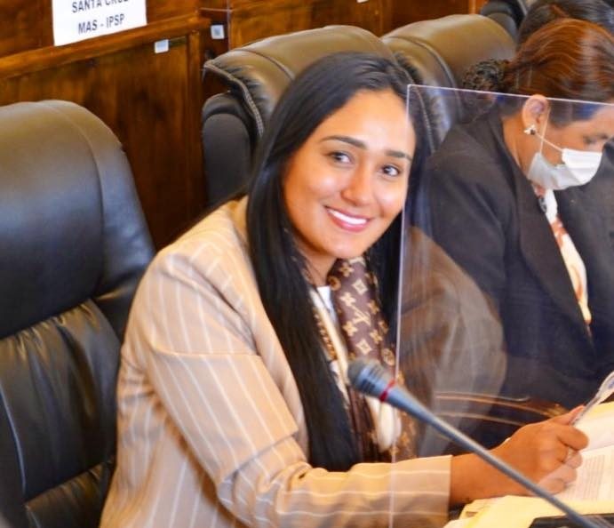 Lee más sobre el artículo Corina Ferreira asume la jefatura de bancada de CC en el Senado