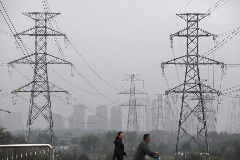 Lee más sobre el artículo Se profundiza la crisis energética en China: el país sufre una ola de apagones y cierres de fábricas