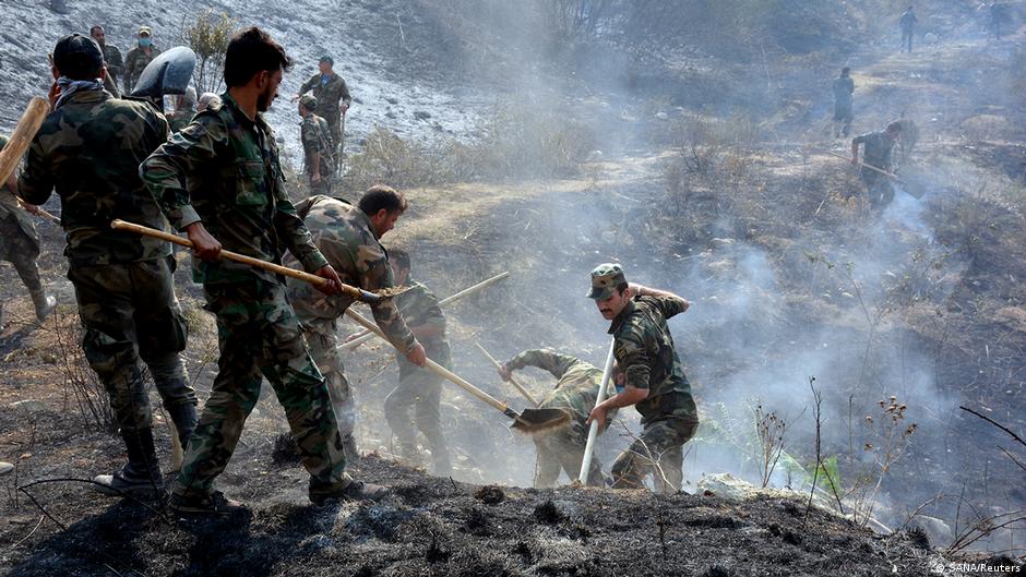 Lee más sobre el artículo Gobierno sirio ejecuta a 24 personas por provocar incendios