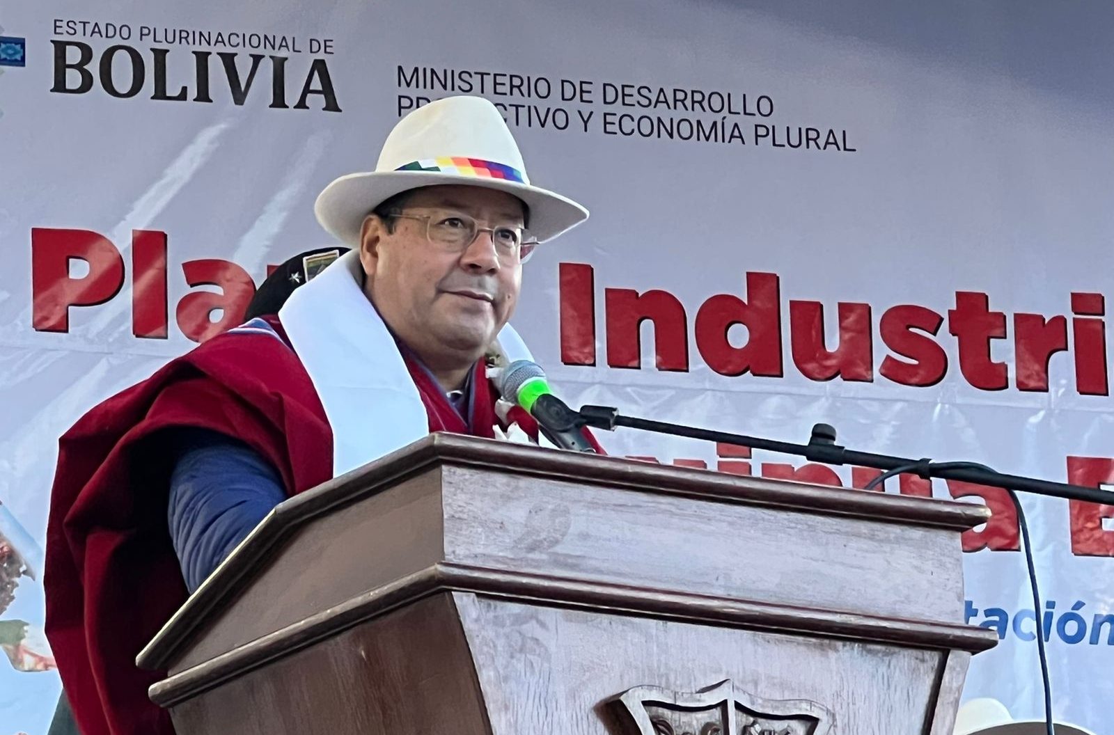 Read more about the article Arce afirma que Bolivia crecerá por encima del 5% y que proyecciones del BM son «meras especulaciones»