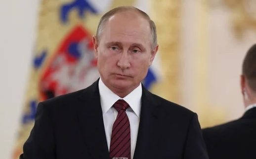 Read more about the article Rusia y Ucrania: Putin se prepara para una guerra larga, según la inteligencia de EE.UU.