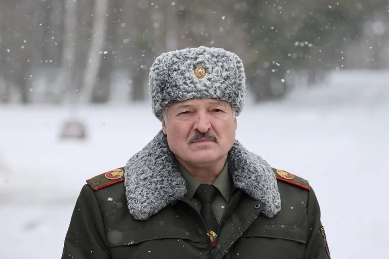 Lee más sobre el artículo Alexander Lukashenko aseguró que Bielorrusia irá a la guerra “si Rusia es atacada”
