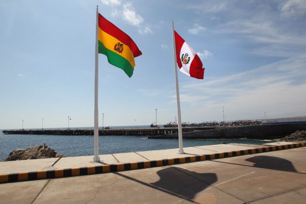 Lee más sobre el artículo Perú afirma que los esfuerzos por mejorar el tránsito de Bolivia no afectan su soberanía