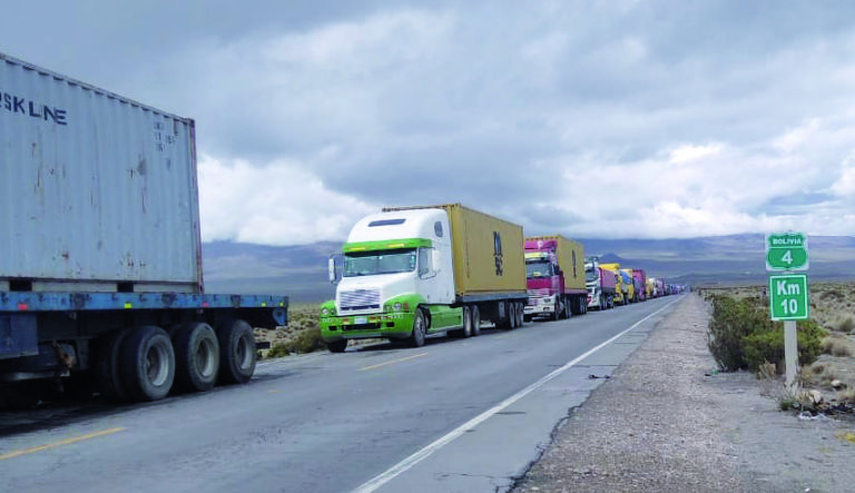 Lee más sobre el artículo Viceministro de Comercio Exterior afirma que ya se registra un descongestionamiento del tráfico en la frontera con Chile