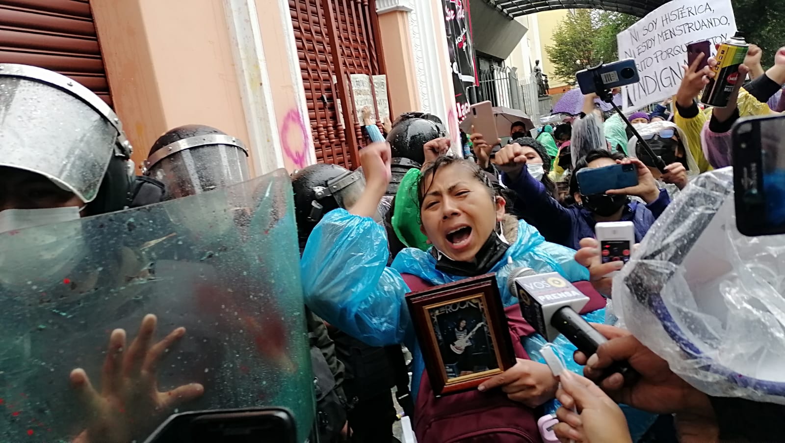 Lee más sobre el artículo Marcha de mujeres expresa su indignación con la justicia