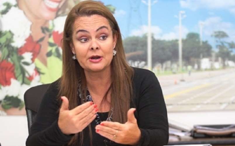 Read more about the article Fiscalía imputa a Sandra Velarde por supuesto sobreprecio en la compra de terrenos para el vertedero