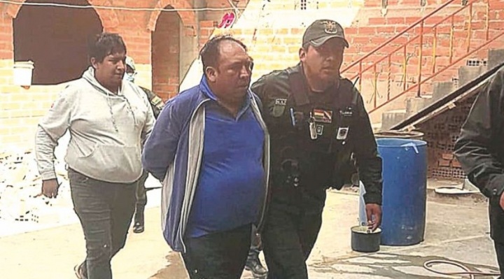 Lee más sobre el artículo El MAS ahora dice que el senador Padilla, aprehendido por violación, es un “infiltrado”