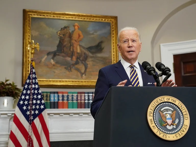 Lee más sobre el artículo Joe Biden anunció la prohibición de todas las importaciones de gas y petróleo rusos por la invasión a Ucrania