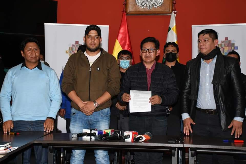 Lee más sobre el artículo Maestros urbanos logran acuerdo con el Gobierno y levantan las medidas de presión