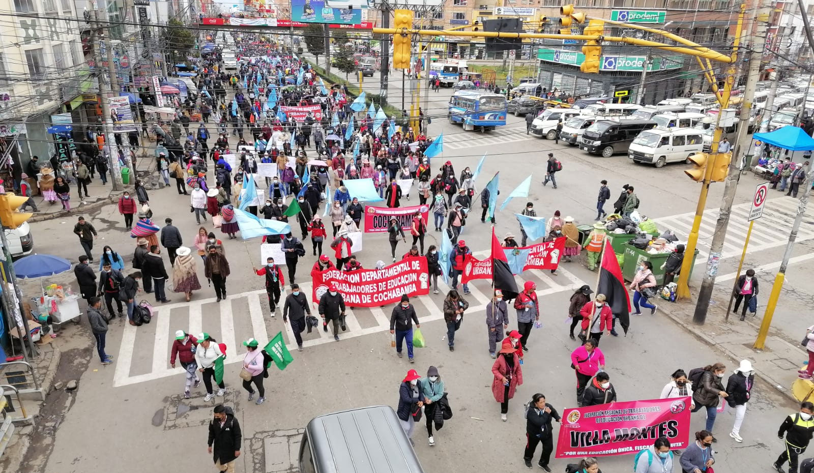 Lee más sobre el artículo Maestros se movilizan en demanda de mayor presupuesto para educación