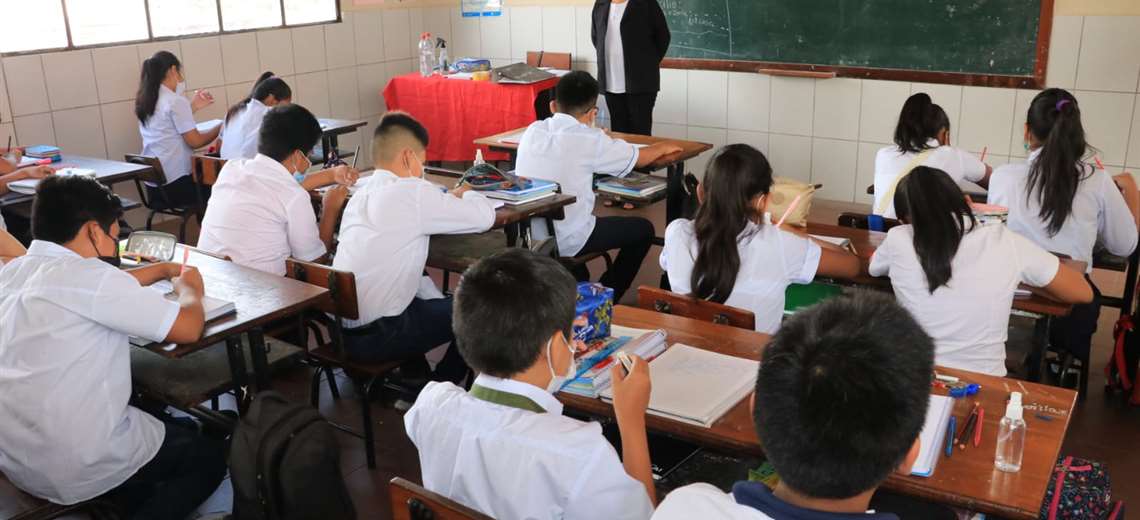 Lee más sobre el artículo Curso en el que se detecte caso positivo de Covid-19 debe entrar en cuarentena por 7 o 14 días