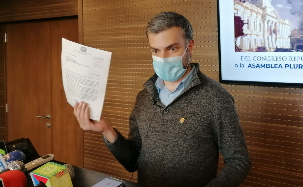 Lee más sobre el artículo Parlamentario de CC plantea incorporar la categoría ‘mestizo’ en la boleta del Censo