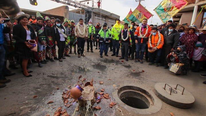 Lee más sobre el artículo Alcaldía inaugura red de agua y prevé que empiece a funcionar con cooperativa