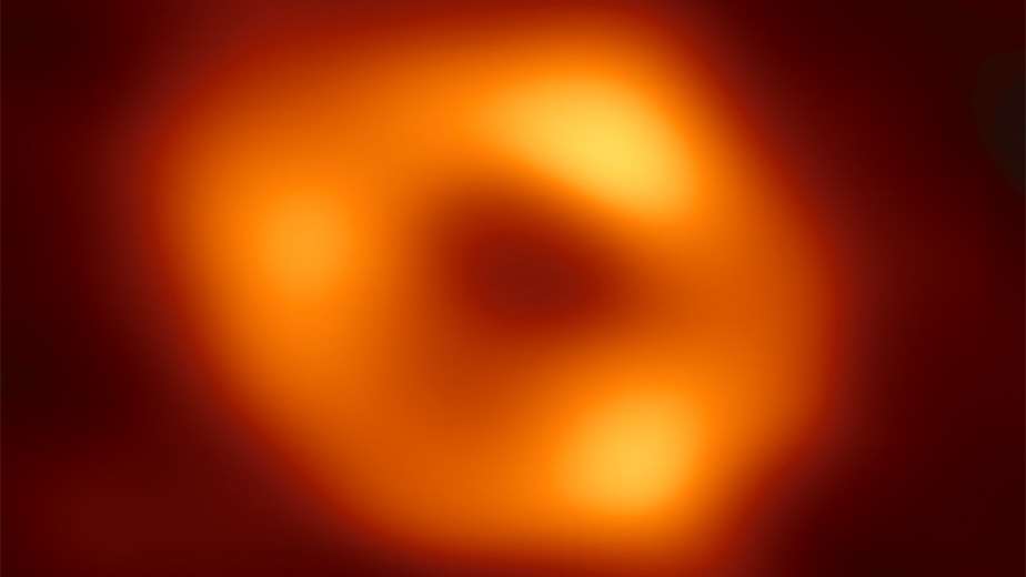 Read more about the article Sagitario A*: la primera imagen del monstruoso agujero negro en el centro de nuestra galaxia