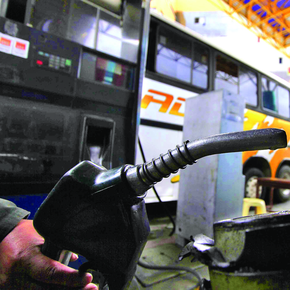 Lee más sobre el artículo Bolivia importa diésel y gasolina un 39% y 15,8% más caro que en 2021