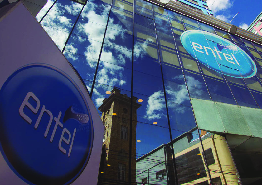 Lee más sobre el artículo Entel no aclara denuncias contra la empresa ni sobre nuevos directores