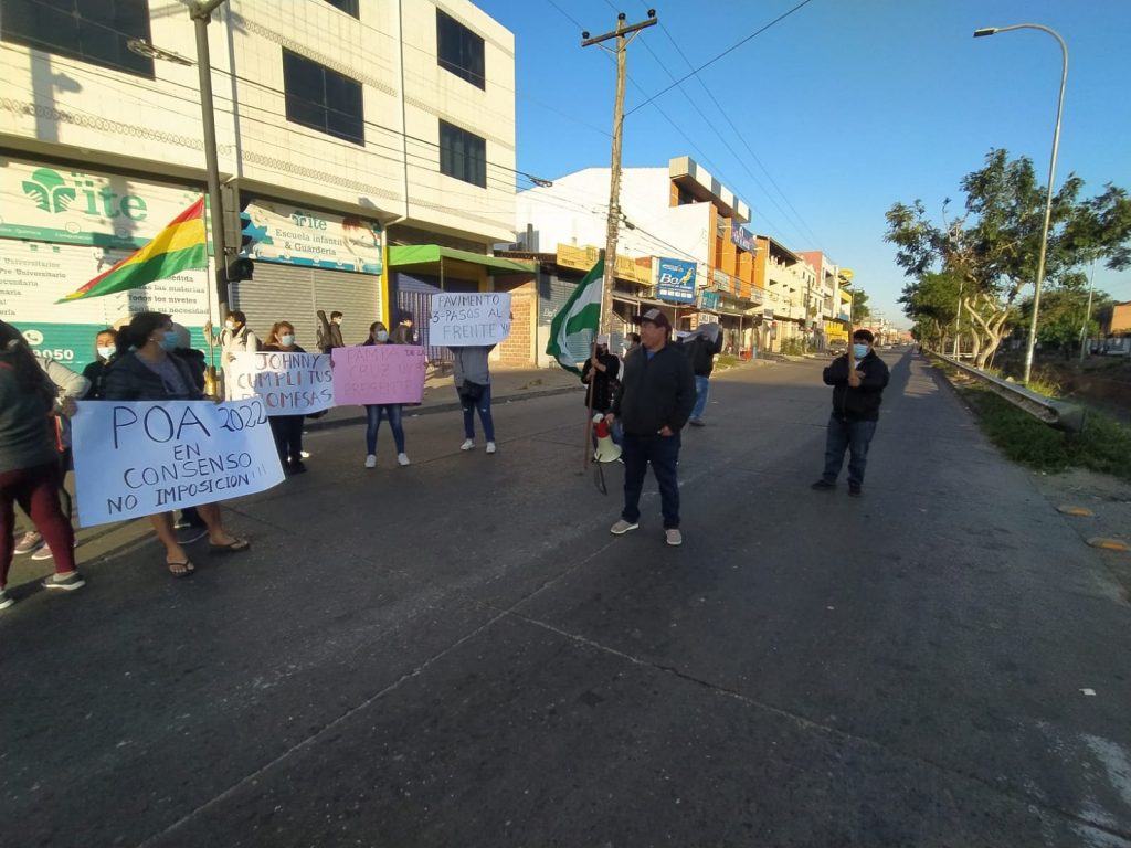 Demandan mayor control de la Alcaldía contra los ambulantes en la Villa Primero de Mayo