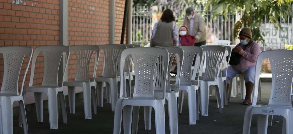 Lee más sobre el artículo Bolivia reportó 509 nuevos casos de covid-19 en el último domingo de junio