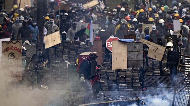 Lee más sobre el artículo Asamblea de Ecuador debate esta tarde la destitución de Lasso