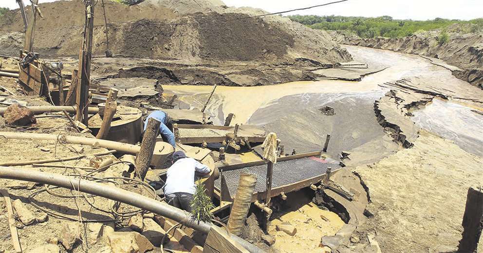 Lee más sobre el artículo Gobierno pagará a “precio real” el oro de las cooperativas auríferas, según Ferreco