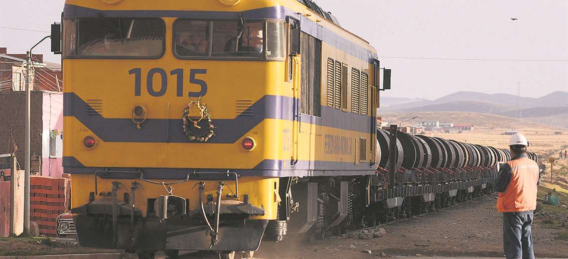 Lee más sobre el artículo Sectores piden no ‘abandonar’ la ruta bioceánica por el ferrocarril