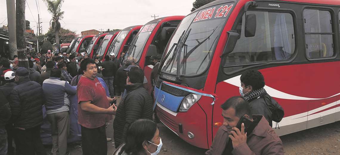 Lee más sobre el artículo Incorporan 9 buses con sistema de cobro digital al transporte urbano de Santa Cruz