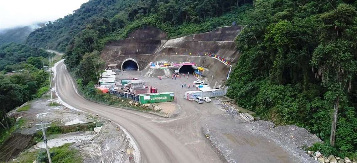 Lee más sobre el artículo Cortan la ruta a Cochabamba por trabajos en la zona de El Sillar