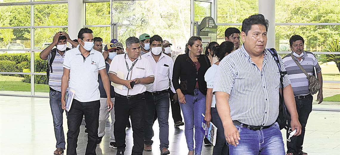 Lee más sobre el artículo Municipios cruceños prefieren tocar las puertas de Arce