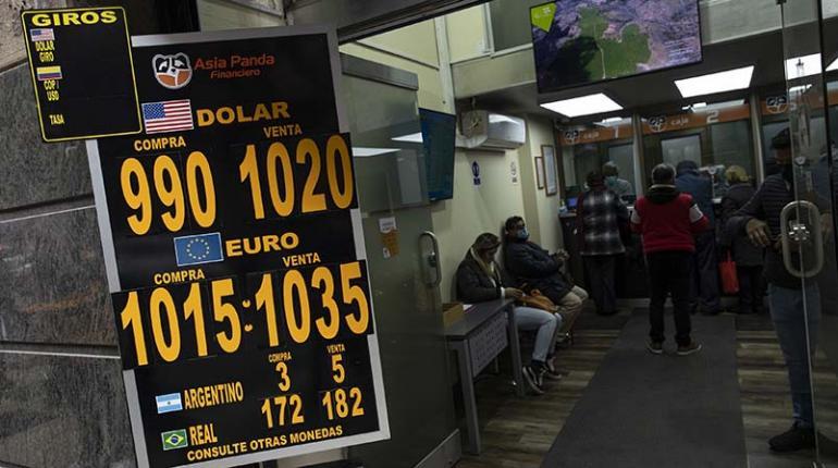Lee más sobre el artículo Las monedas de Argentina, Chile y Colombia son las más devaluadas
