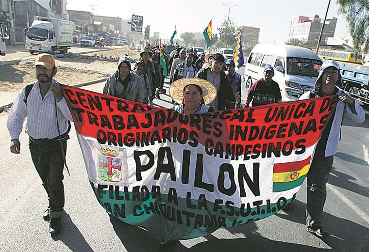Lee más sobre el artículo Campesinos chiquitanos marchan a La Paz por la titulación de tierras