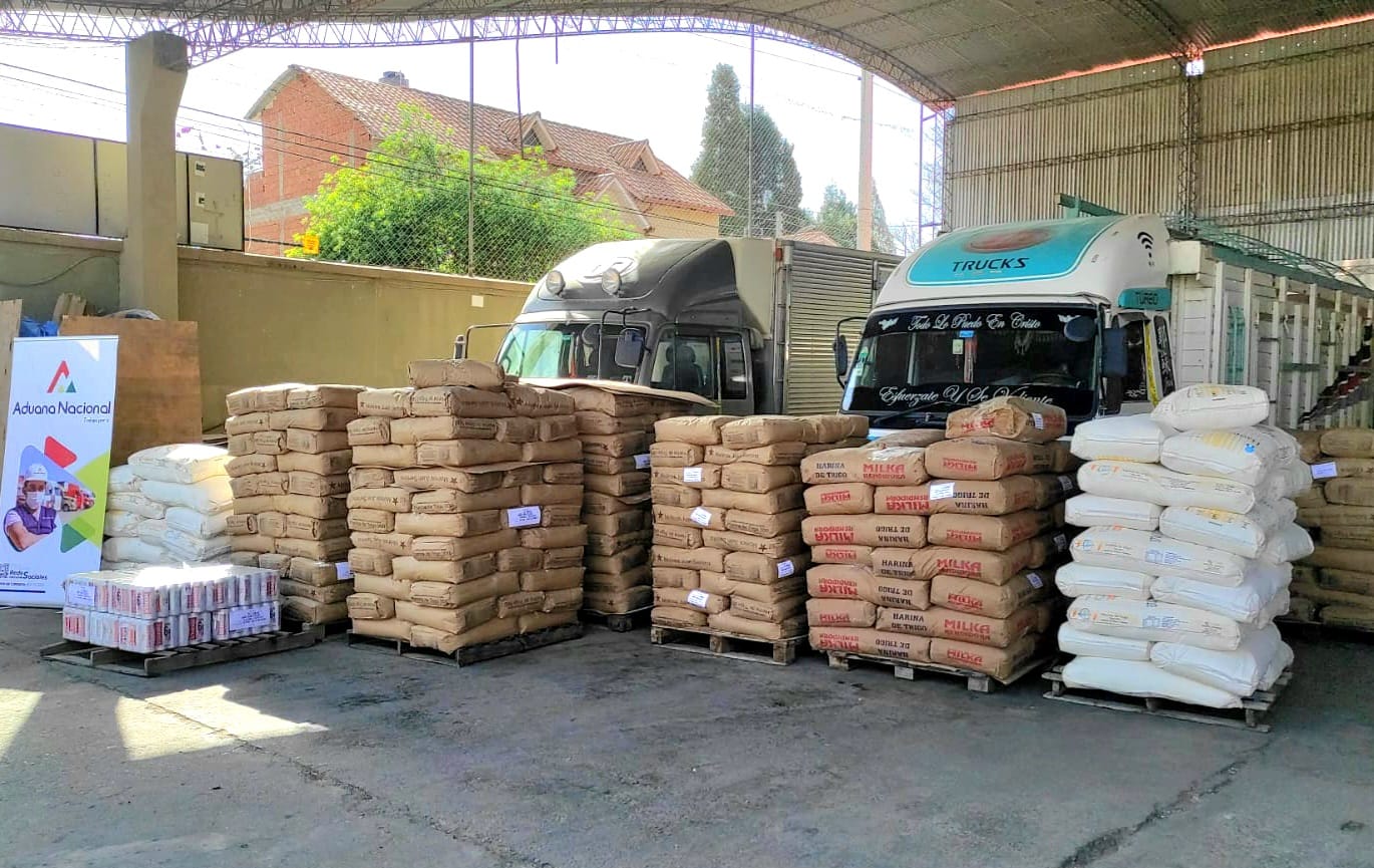 Lee más sobre el artículo La Aduana incauta tres camiones con cerveza y harina de Argentina