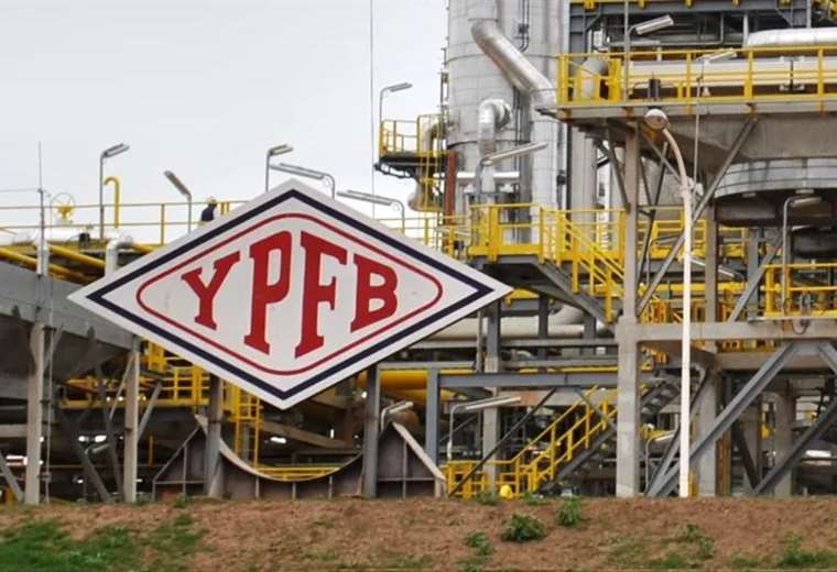 Lee más sobre el artículo YPFB asegura que Bolivia recibirá $us 3.000 millones por venta de gas y $us 100 millones por GLP