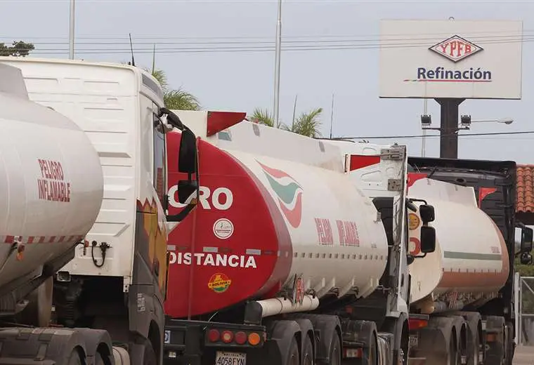 Lee más sobre el artículo En siete meses se superaron las importaciones de combustibles de todo 2021